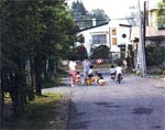 イメージ（道路は本来子どもたちの望ましい遊び場だった）