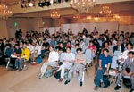 イメージ（分科会は多様なテーマで開催。会場は人であふれました。（旭川分科会3））